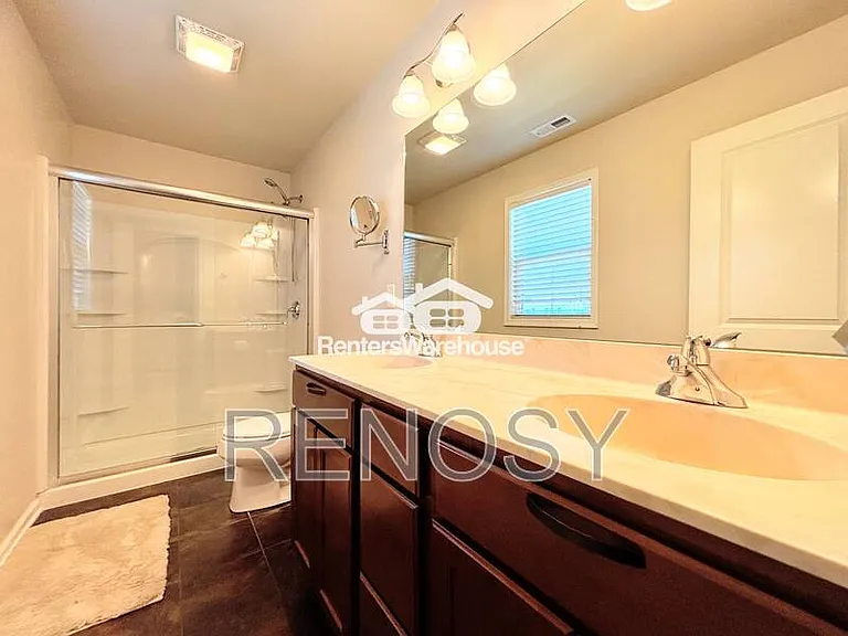 52 SE Booth Ave — Photo 19