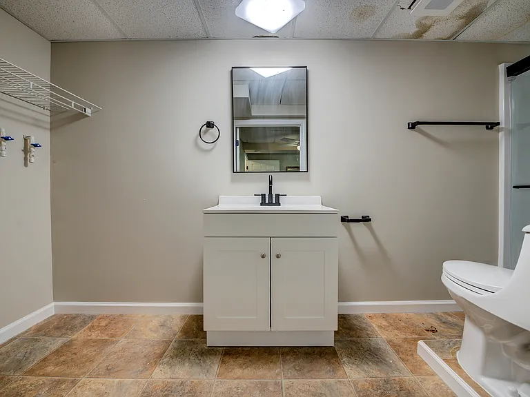 822 Estes Park Dr — Photo 30