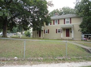 16 Cold Spring Cir, Naugatuck, CT 06770