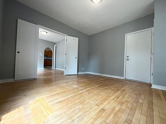4th image of 2408 Polk St NE #1