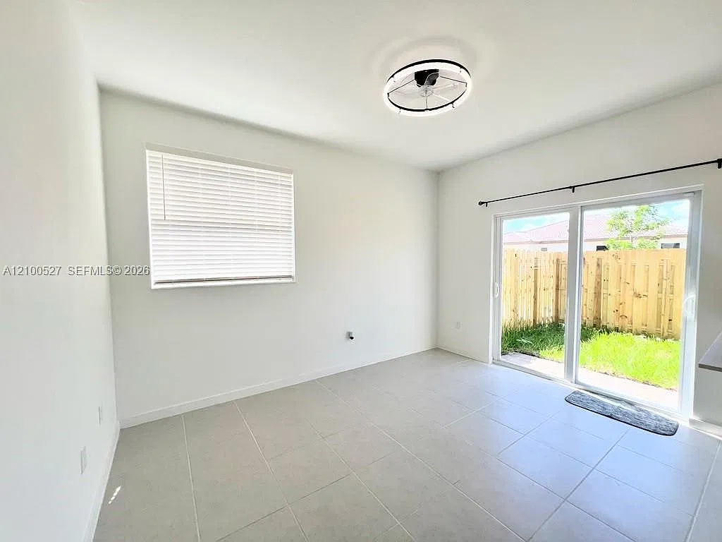 3 bed, 2.5 bath, $2,800 — Photo 4