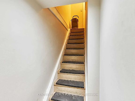 2nd image of 10 Muriel Ave