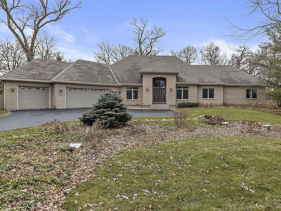 1st image of 7515 Forest Oak Dr