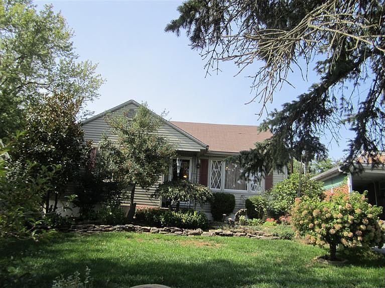 1st image of 58 Horseshoe Dr