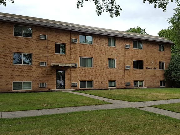 2nd image of 361 Langer Ave S #4