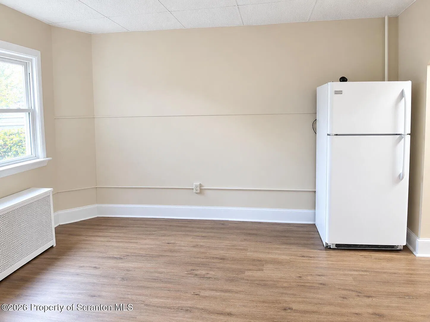 2 bed, 1.0 bath, 1300 sqft, $1,400 — Photo 4