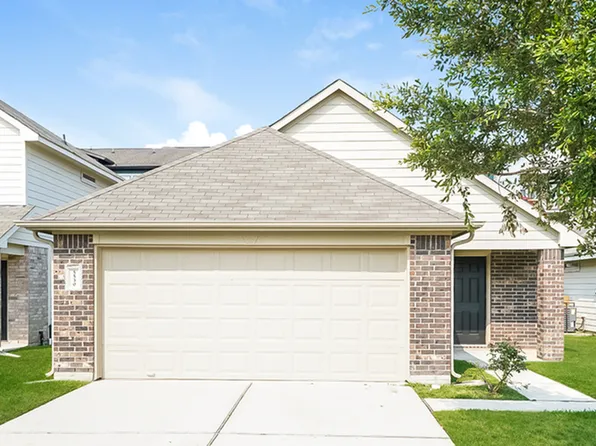 5530 Plantation Forest Dr, Katy, TX 77449