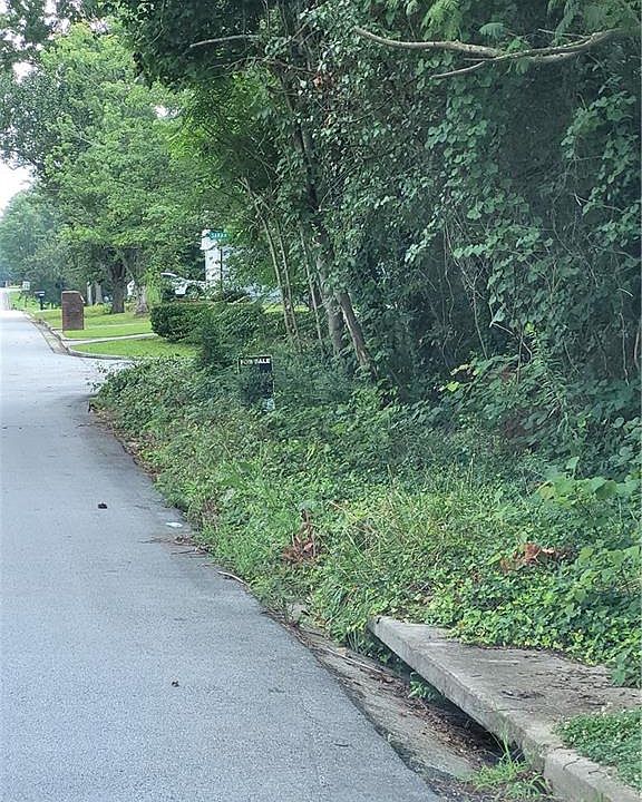 1st image of 1077 Crooked Creek Rd