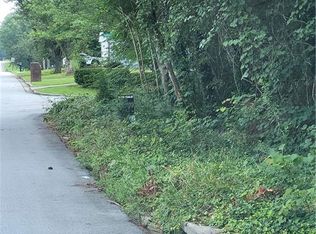 1077 Crooked Creek Rd, Lithonia, GA 30058