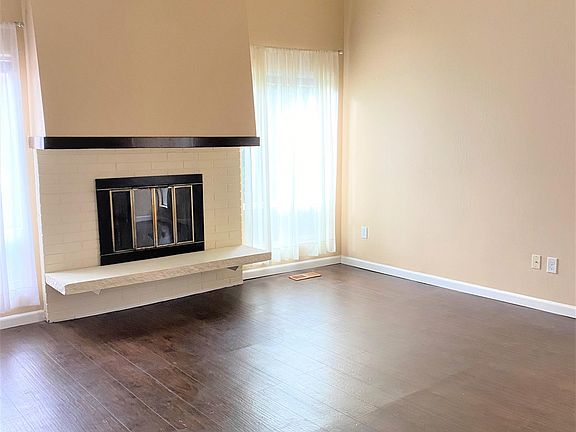 4th image of 7058 25th Ave NE