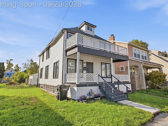 2nd image of 1667 Pingree St