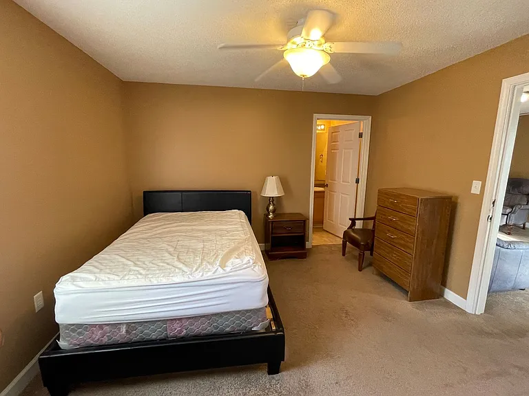 821 Harts Cove Way — Photo 7