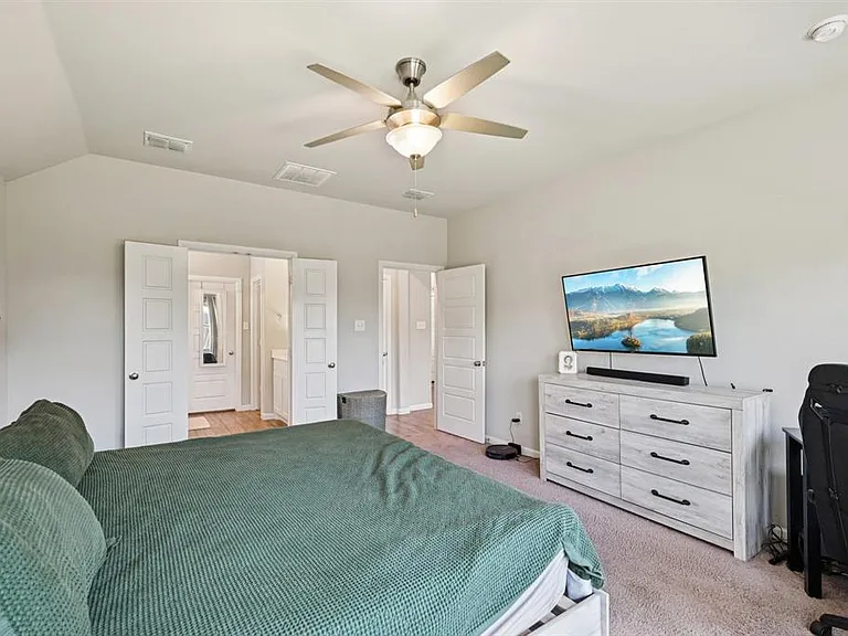 312 Scenic Point Dr — Photo 36
