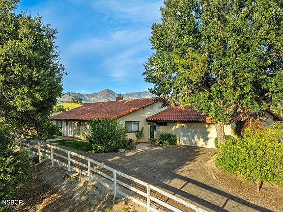 4th image of 3776 Live Oak Rd