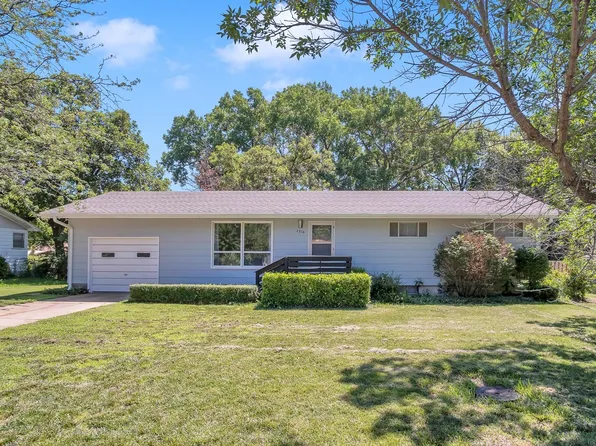 2310 Ivy Ave, Newton, KS 67117