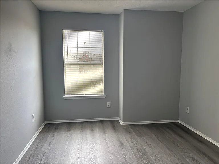 13642 Rural Oak St — Photo 25
