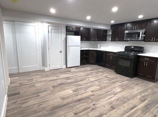 28-17 37th St #2B, Astoria, NY 11103