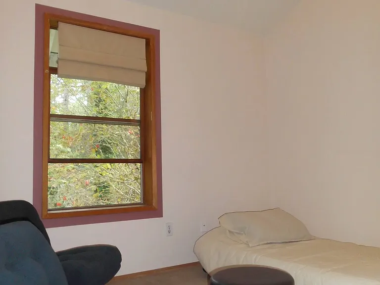 6574 NE New Brooklyn Rd — Photo 11
