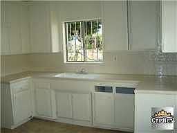 3rd image of 5419 Marmion Way