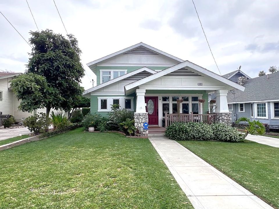 1st image of 817 El Centro St