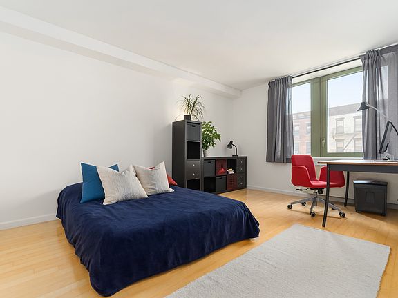 5th image of 2131 2nd Ave #3B