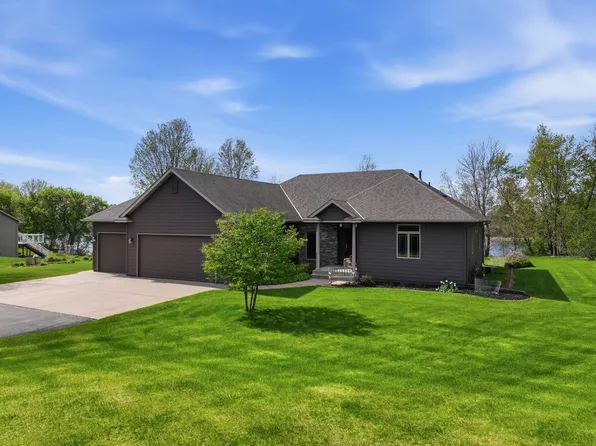 2799 319th Ln NE, Cambridge, MN 55008