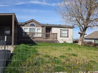 3020 High Desert Loop, Umatilla, OR 97882