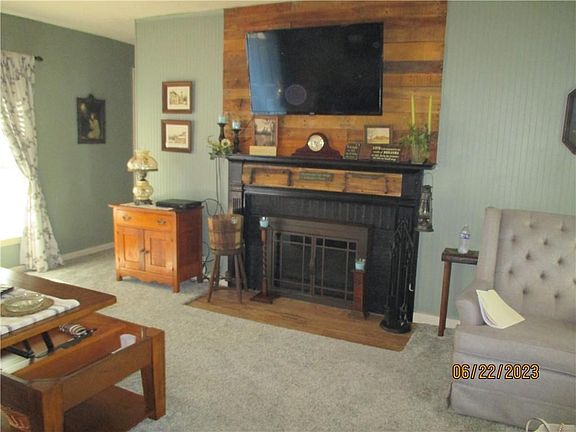2nd image of 7004 Raytown Rd