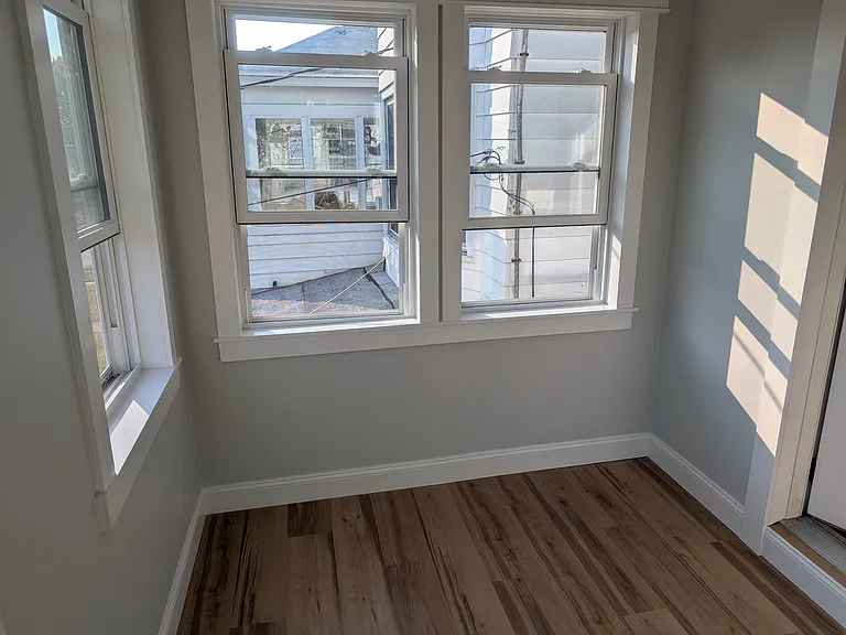 280 Manning Blvd #2 — Photo 22