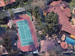 9580 Gallatin Rd, Downey, CA 90240