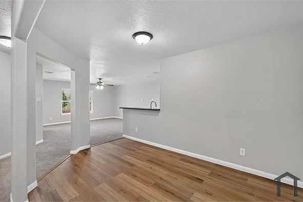 6531 Luckey Sq — Photo 8
