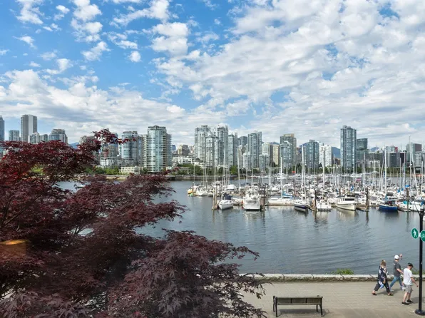 784 Millbank, Vancouver, BC V5Z 3Z3