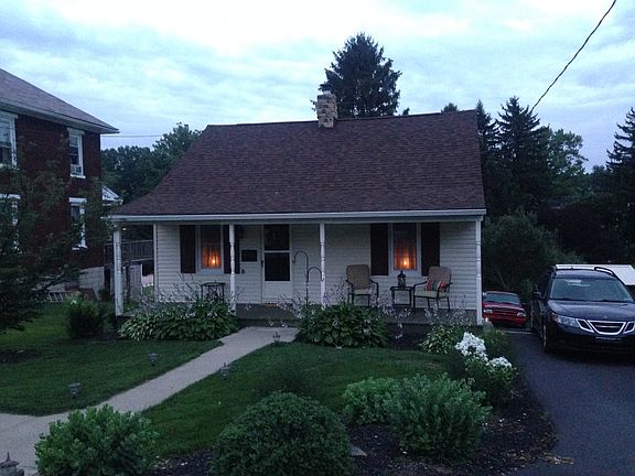 2nd image of 303 Chestnut St