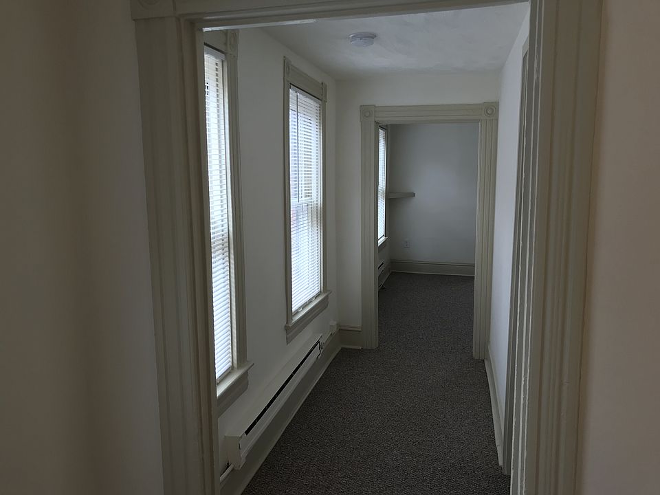 Building Photo 3