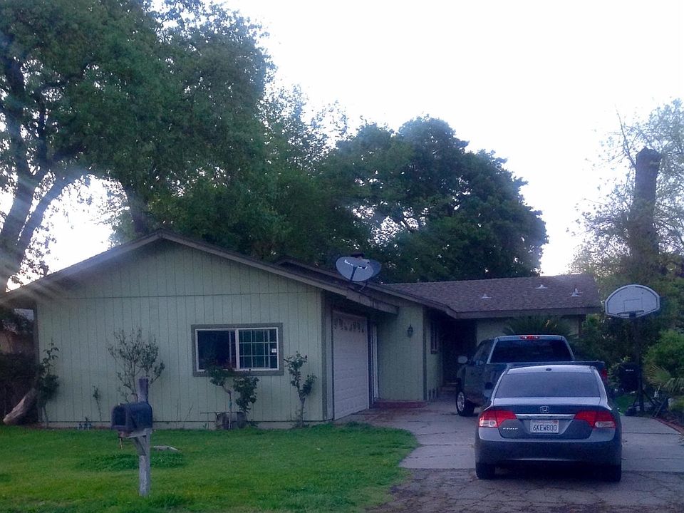 1st image of 25647 E Elm St