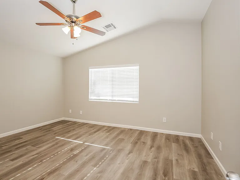 9453 Milkweed Canyon Ave — Photo 9