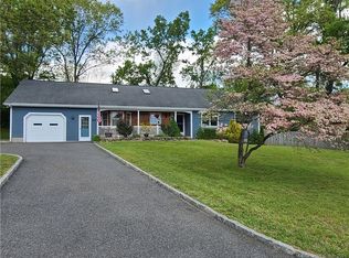 10 Dahle Rd, New Milford, CT 06776