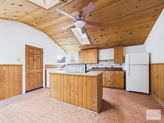 3rd image of 932 Dunlap St #937