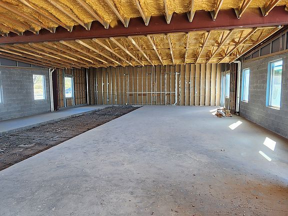 3rd image of 6301 Northern Pass Dr Building 3A