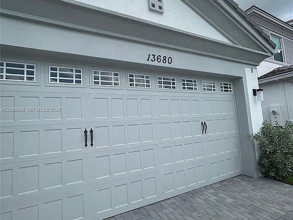 3rd image of 13680 Spruce Pine Dr