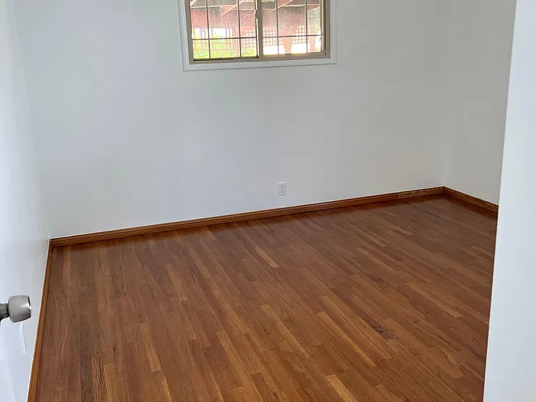 10563 Emery St — Photo 15