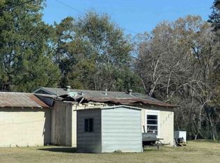 1 Southview Dr, Natchez, MS 39120