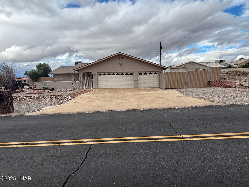 1st image of 4241 Highlander Ave