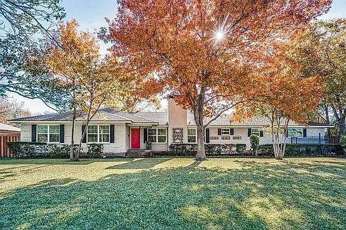 5730 Forest Ln Photo 1