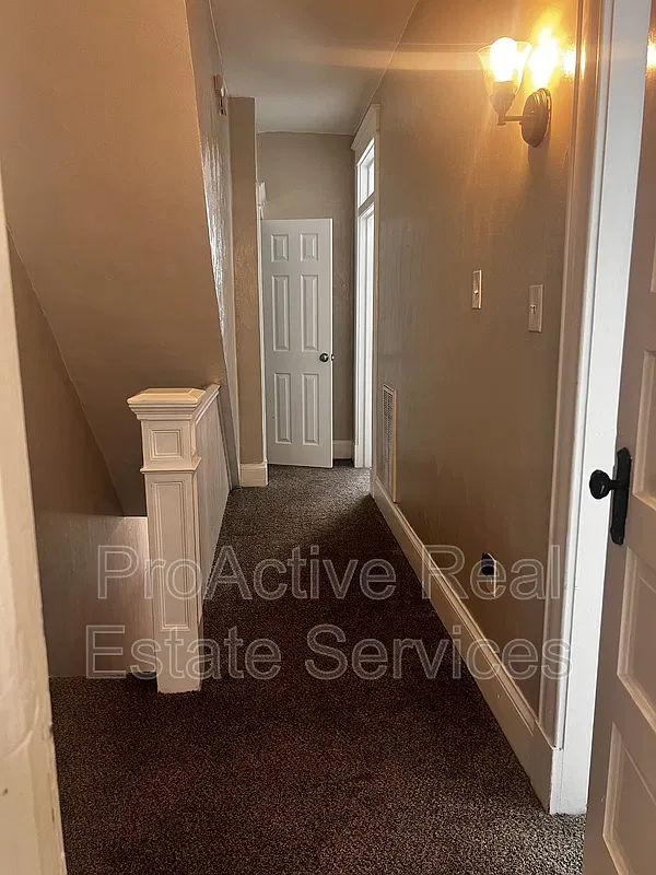 3 bed, 2.5 bath, 2000 sqft, $2,750 — Photo 1