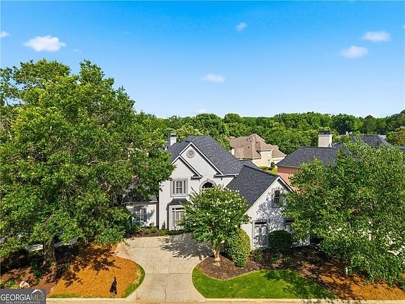 2nd image of 5785 Hershinger Close