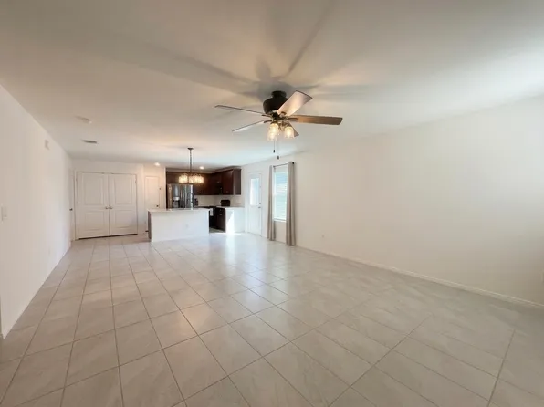 14033 Earlham St, Pilot Point, TX 76258