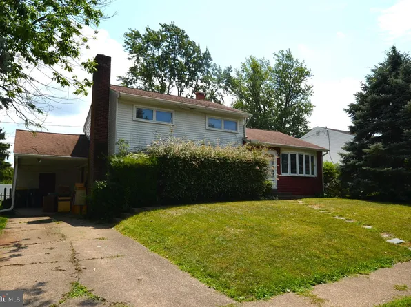 33 Benning Rd, Claymont, DE 19703