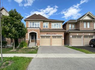 2385 Dress Circle Cres, Oshawa, ON L1L0L8