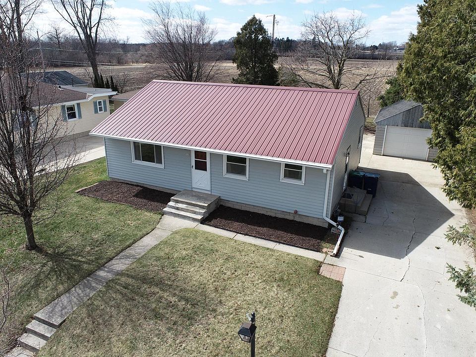 1st image of 909 1st AVENUE